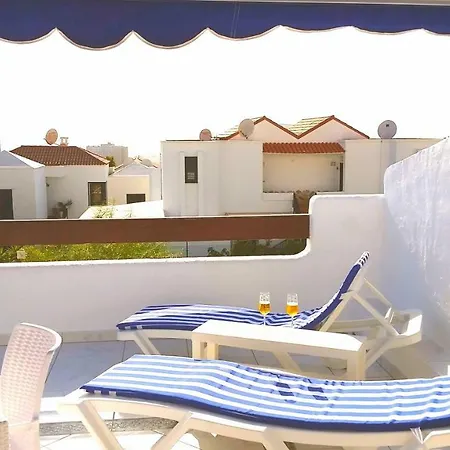 Charming Ocean View Heated Pool Апартаменты Лос Кристианос